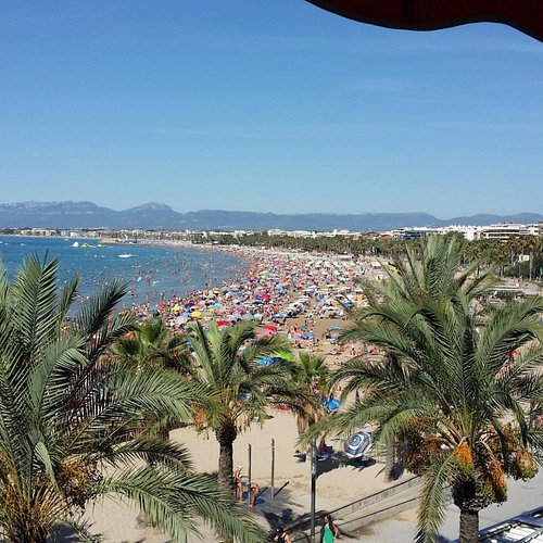 Salou dynamic seaside resort between golden beaches water parks and lively nightlife