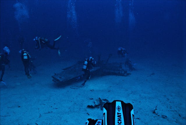Formación de buceo en pecios: cómo explorar con total seguridad